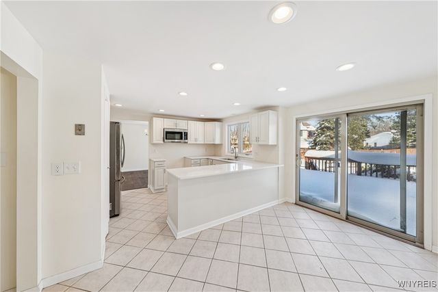 3545 Heatherwood Drive, Hamburg, NY 14075