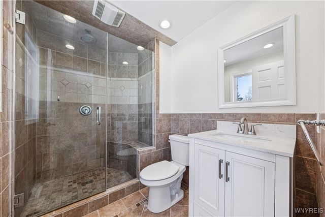 3545 Heatherwood Drive, Hamburg, NY 14075