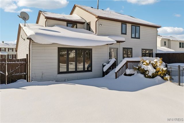 3545 Heatherwood Drive, Hamburg, NY 14075