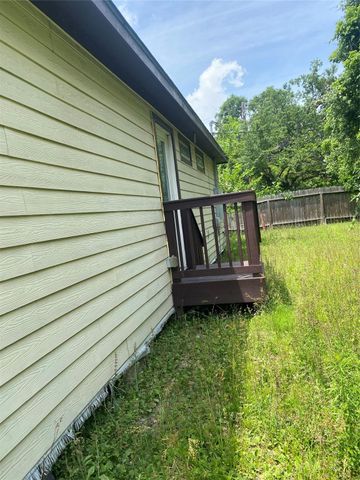 829 Fair Street, Houston, TX 77088