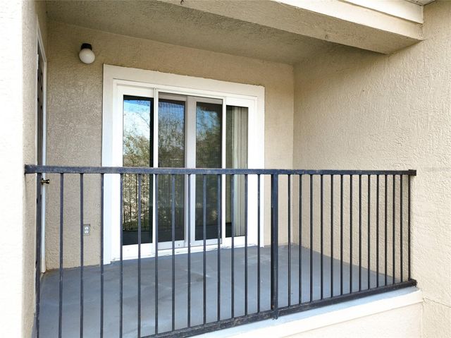 6572 SWISSCO DRIVE 233, Orlando, FL 32822