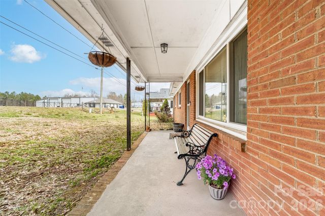 106 Blacksnake Road, Stanley, NC 28164