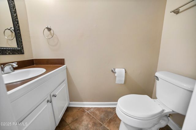 201 High Meadows Boulevard 160, Lafayette, LA 70507