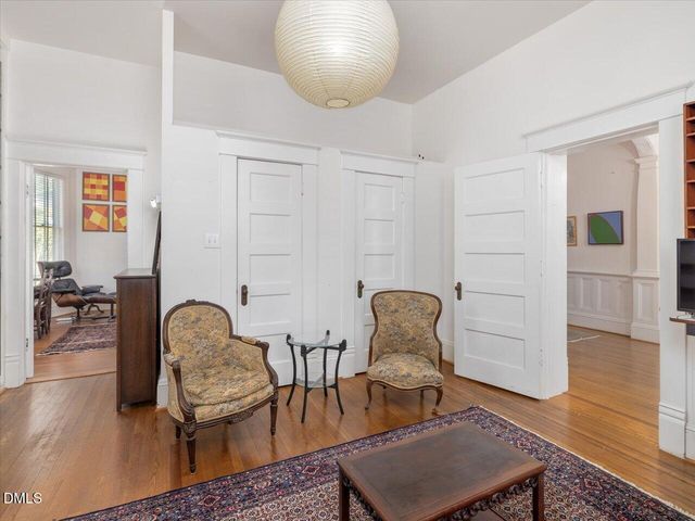 215 Hillcrest Road, Raleigh, NC 27605