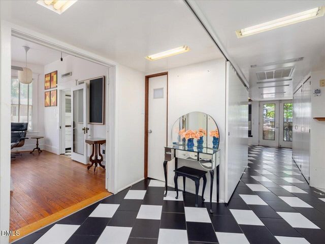 215 Hillcrest Road, Raleigh, NC 27605