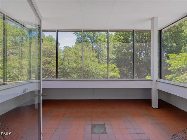 215 Hillcrest Road, Raleigh, NC 27605