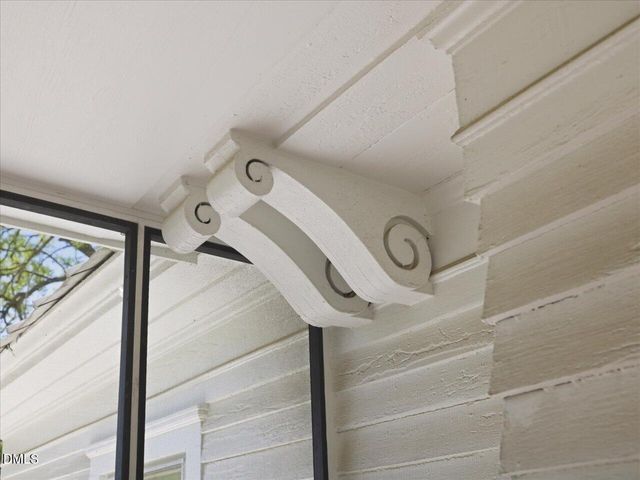 215 Hillcrest Road, Raleigh, NC 27605