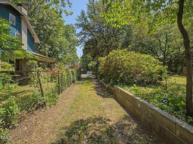 215 Hillcrest Road, Raleigh, NC 27605