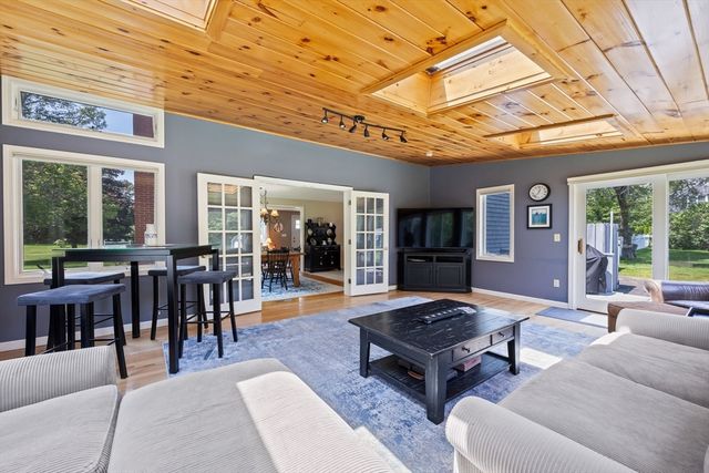 88 Amelia Way, Barnstable, MA 02648