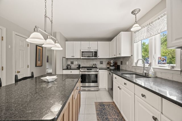 88 Amelia Way, Barnstable, MA 02648