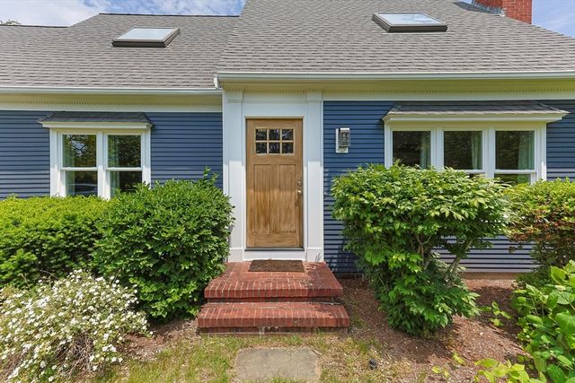 88 Amelia Way, Barnstable, MA 02648