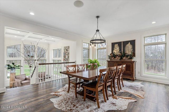 6 Brookhaven Court, Wilton, NY 12866