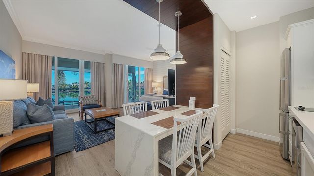 225 SANDS POINT ROAD 6201, Longboat Key, FL 34228