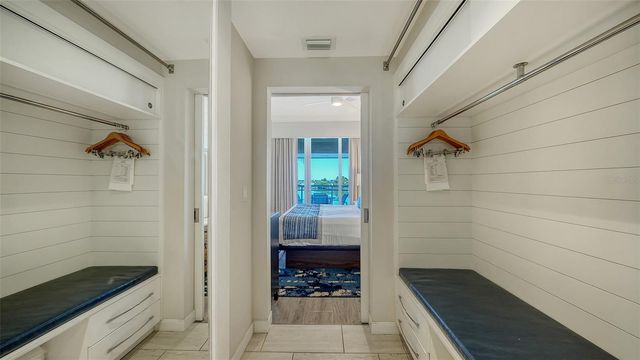 225 SANDS POINT ROAD 6201, Longboat Key, FL 34228