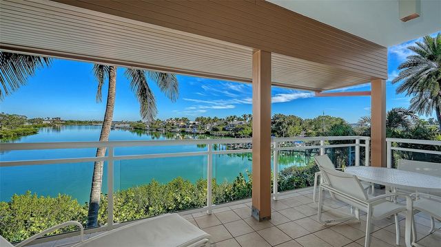 225 SANDS POINT ROAD 6201, Longboat Key, FL 34228