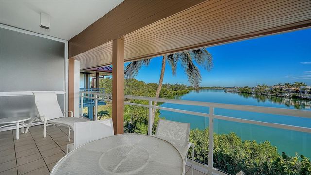 225 SANDS POINT ROAD 6201, Longboat Key, FL 34228