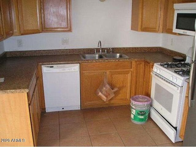 2119 W DANBURY Road, Phoenix, AZ 85023