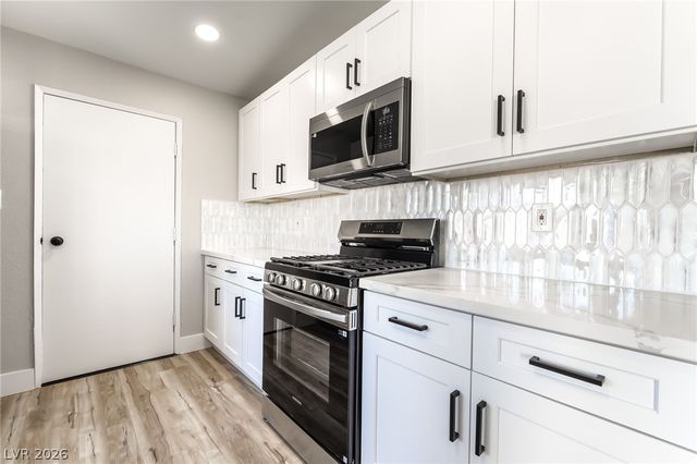 1540 Palm Street, Henderson, NV 89011