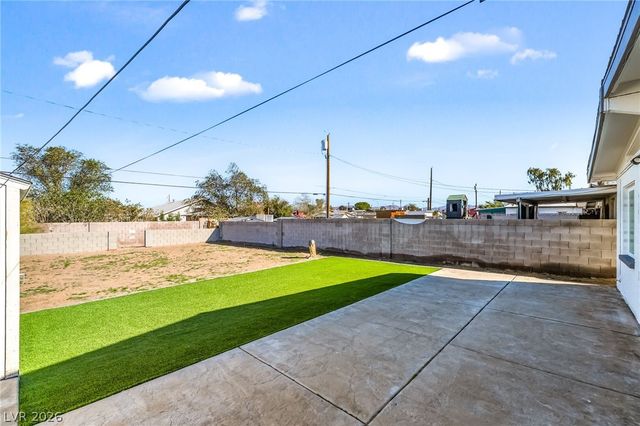 1540 Palm Street, Henderson, NV 89011