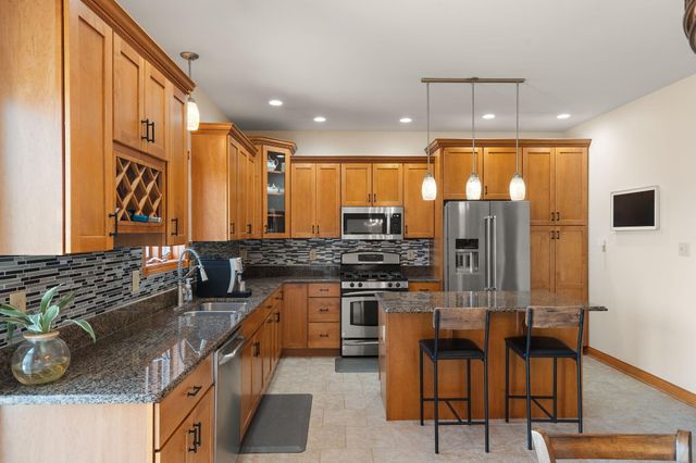 3253 Rosedale Court, Valparaiso, IN 46385