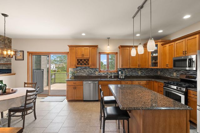 3253 Rosedale Court, Valparaiso, IN 46385