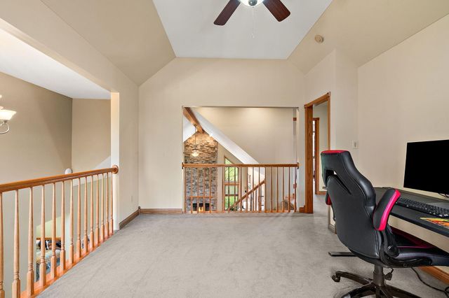 3253 Rosedale Court, Valparaiso, IN 46385