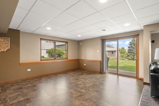 3253 Rosedale Court, Valparaiso, IN 46385