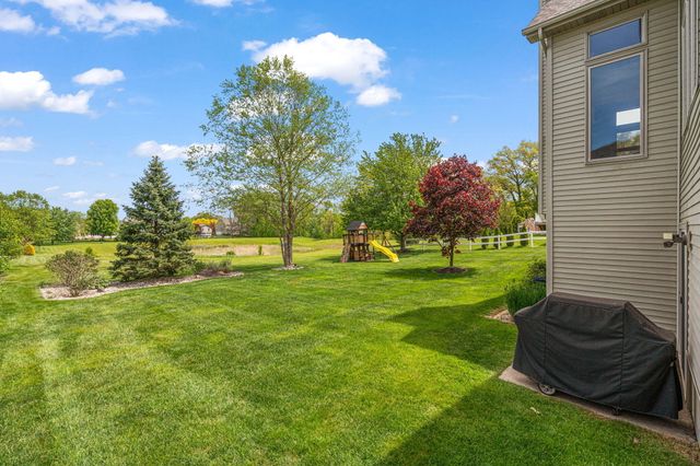 3253 Rosedale Court, Valparaiso, IN 46385