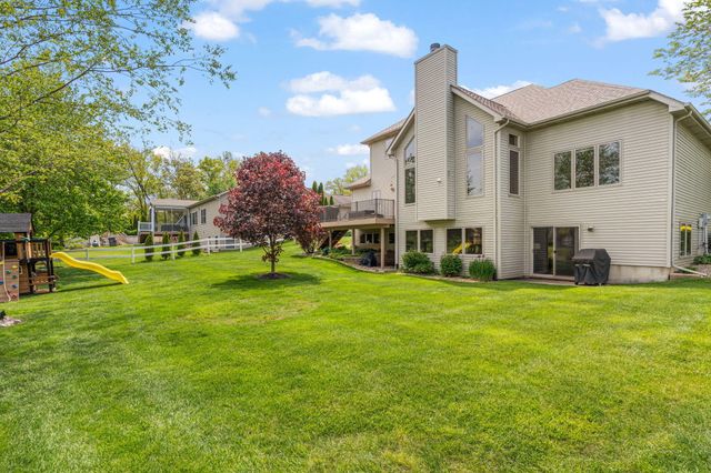 3253 Rosedale Court, Valparaiso, IN 46385