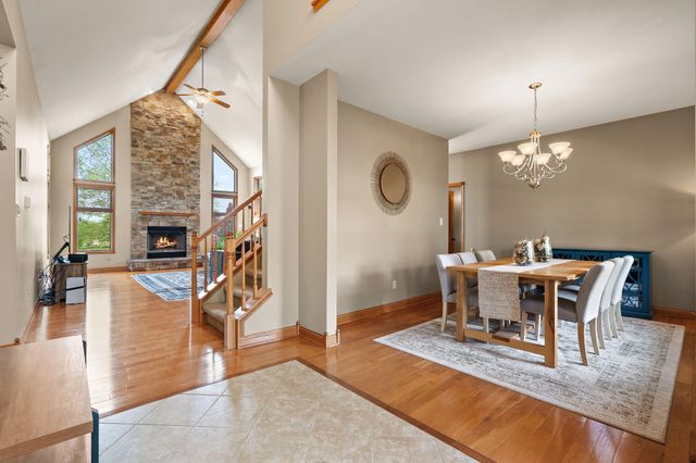 3253 Rosedale Court, Valparaiso, IN 46385