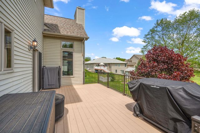 3253 Rosedale Court, Valparaiso, IN 46385