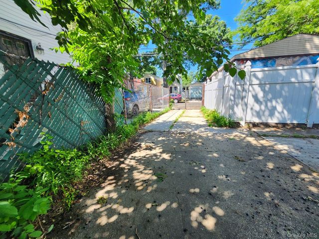 16604 144th Avenue, Jamaica, NY 11434