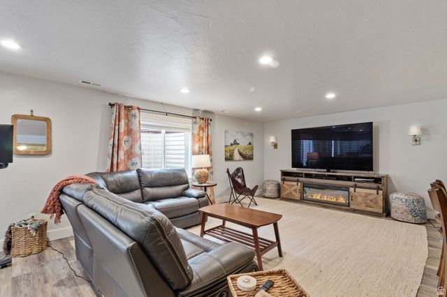 12057 N SALTAIRE DR, Highland, UT 84003