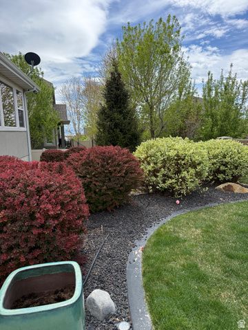 12057 N SALTAIRE DR, Highland, UT 84003