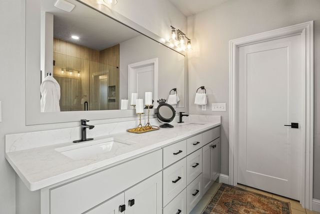 7760 Teton Trl Avenue, Springdale, AR 72762