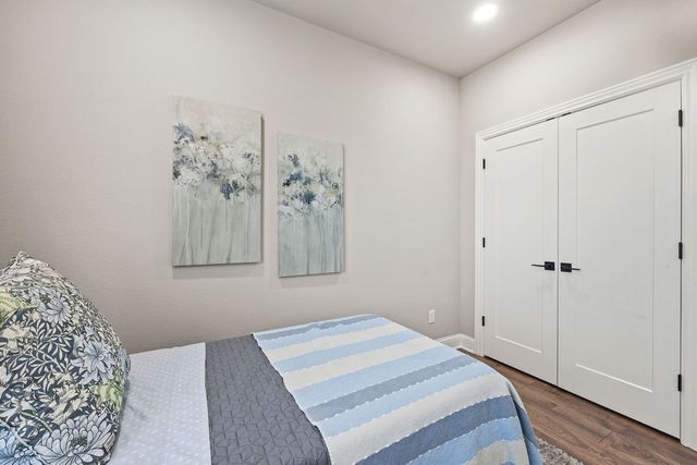 7760 Teton Trl Avenue, Springdale, AR 72762