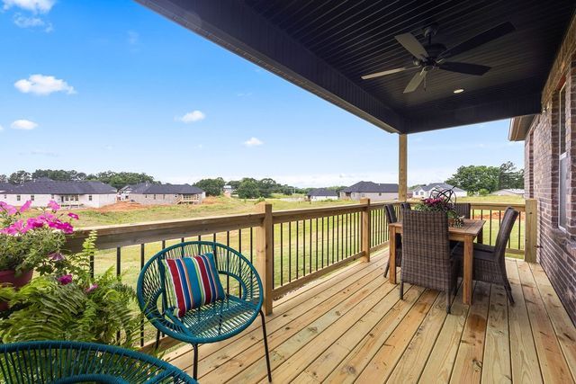 7760 Teton Trl Avenue, Springdale, AR 72762