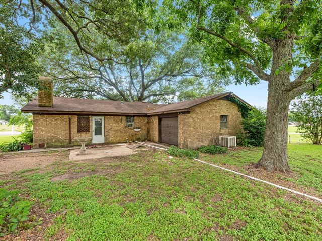 3310 2nd Street, Pattison, TX 77466