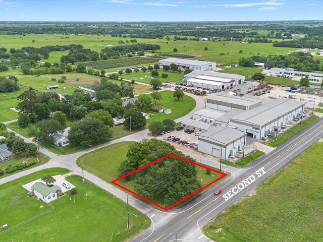 3310 2nd Street, Pattison, TX 77466
