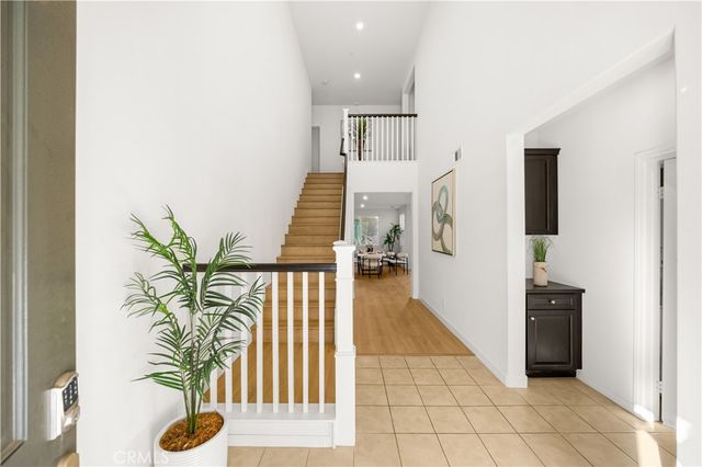 6956 La Rochelle Way, Chino, CA 91710