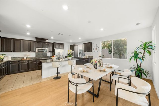 6956 La Rochelle Way, Chino, CA 91710