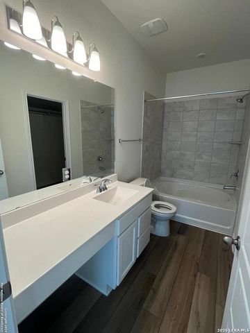 4570 Gato Calico, San Antonio, TX 78222