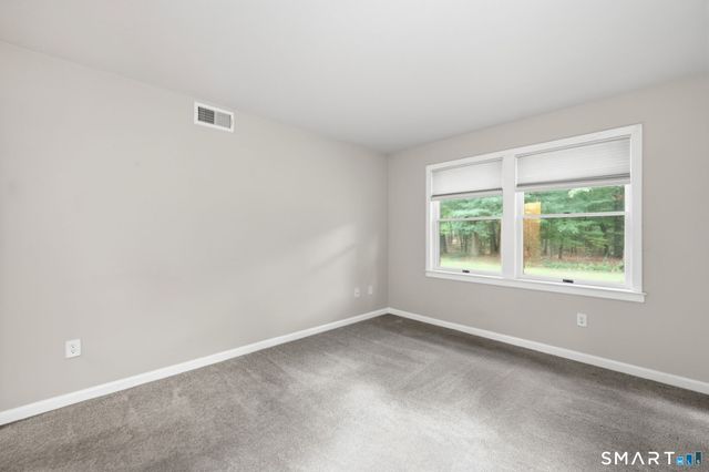 1 Concorde Way A6, Windsor Locks, CT 06096
