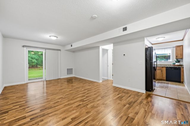 1 Concorde Way A6, Windsor Locks, CT 06096