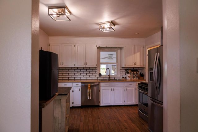 1736 Lathrop AVENUE, Racine, WI 53405