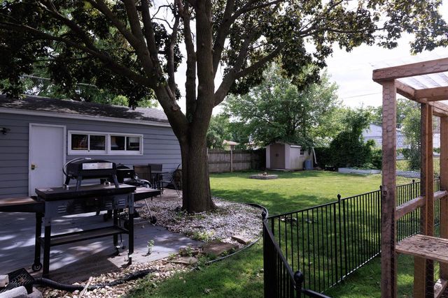 1736 Lathrop AVENUE, Racine, WI 53405