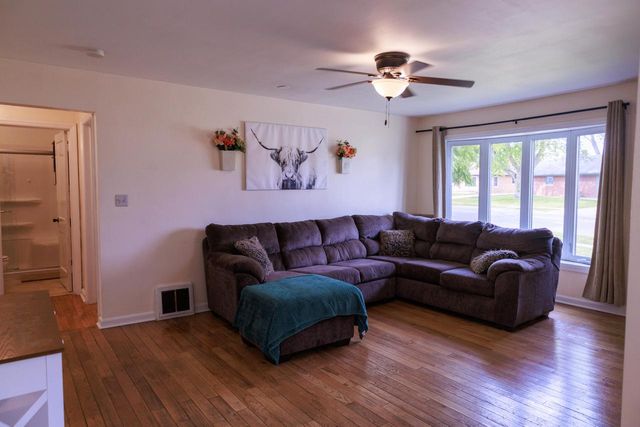 1736 Lathrop AVENUE, Racine, WI 53405