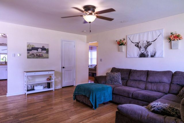 1736 Lathrop AVENUE, Racine, WI 53405