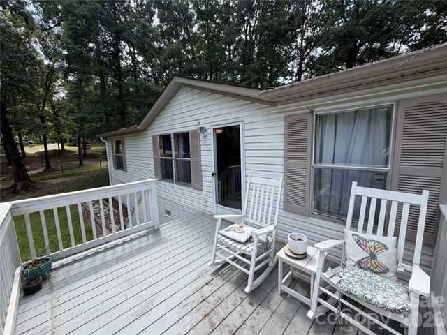 32139 Blakley Drive, Albemarle, NC 28001