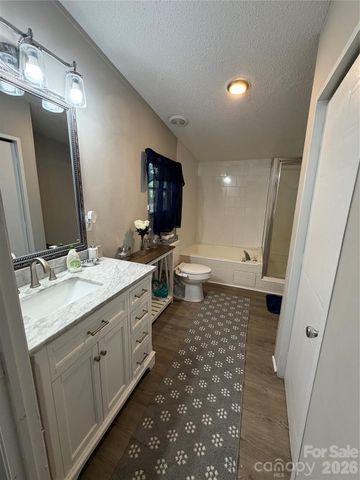 32139 Blakley Drive, Albemarle, NC 28001